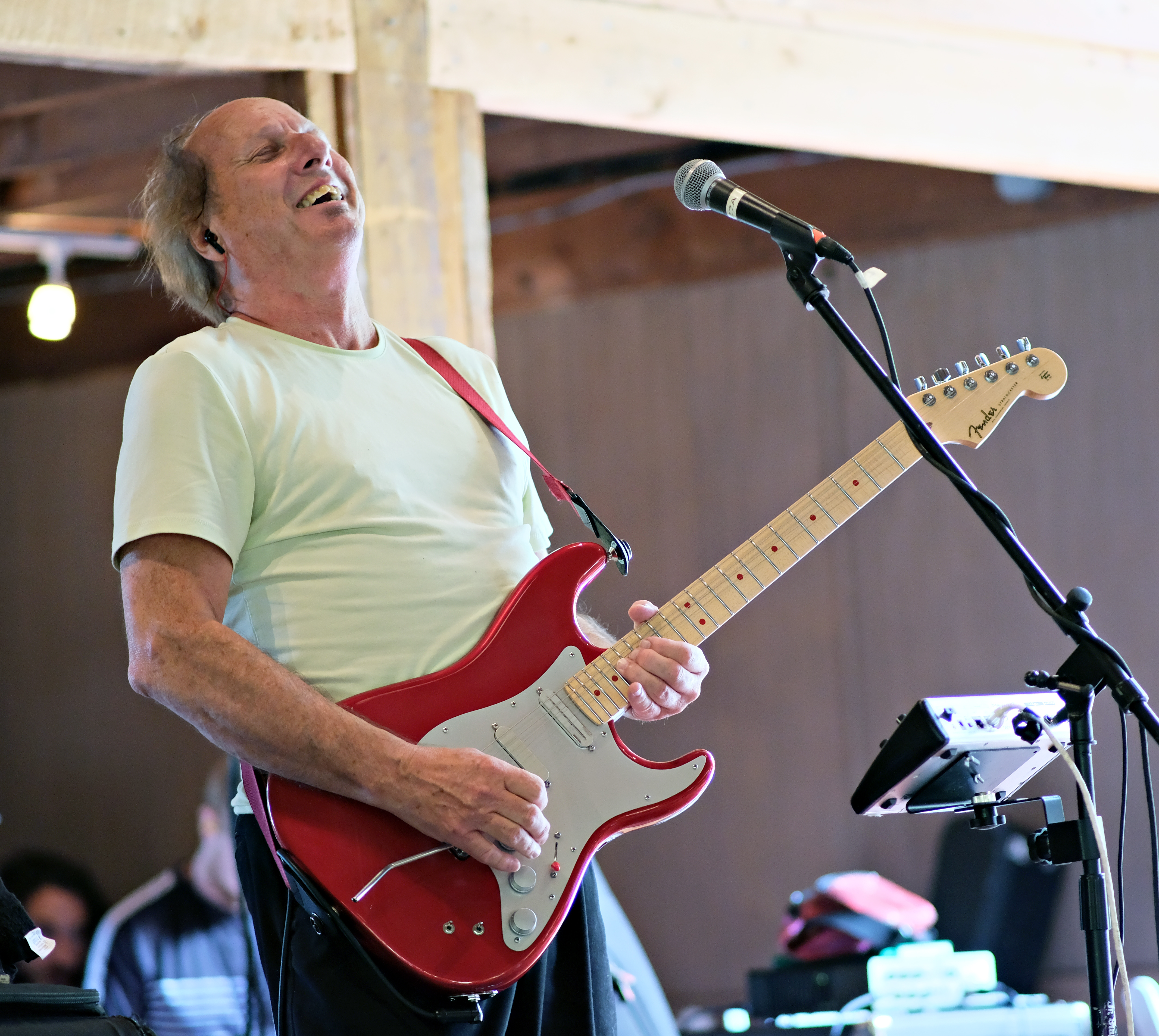 Adrian Belew